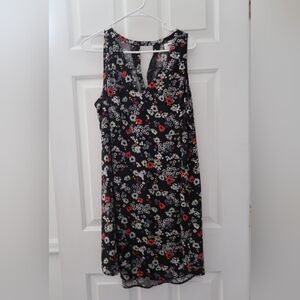 Old Navy Floral V-Neck Dress
